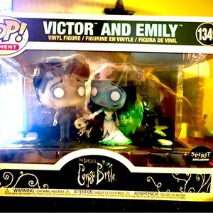 Funko POP! Moment #1349 Victor and Emily *The Corpse Bride* (Spirit Exclusive!)